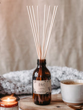 Load image into Gallery viewer, Festivity Reed Diffuser