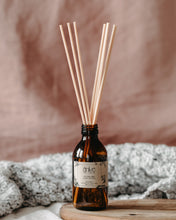 Load image into Gallery viewer, Christmas wish reed diffuser