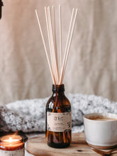 Load image into Gallery viewer, Christmas wish reed diffuser
